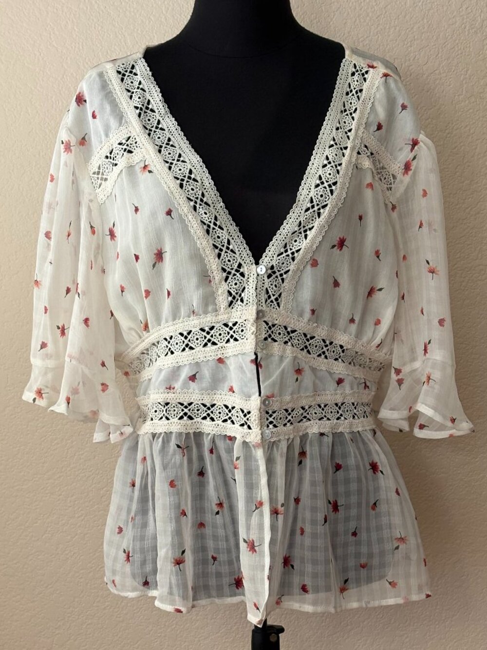 LIFE Womens XL Sheer Floral Blouse Crochet Lace Boho Romantic Flutter Sleeve